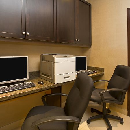 Holiday Inn Express Kingston Central By Ihg Εξωτερικό φωτογραφία