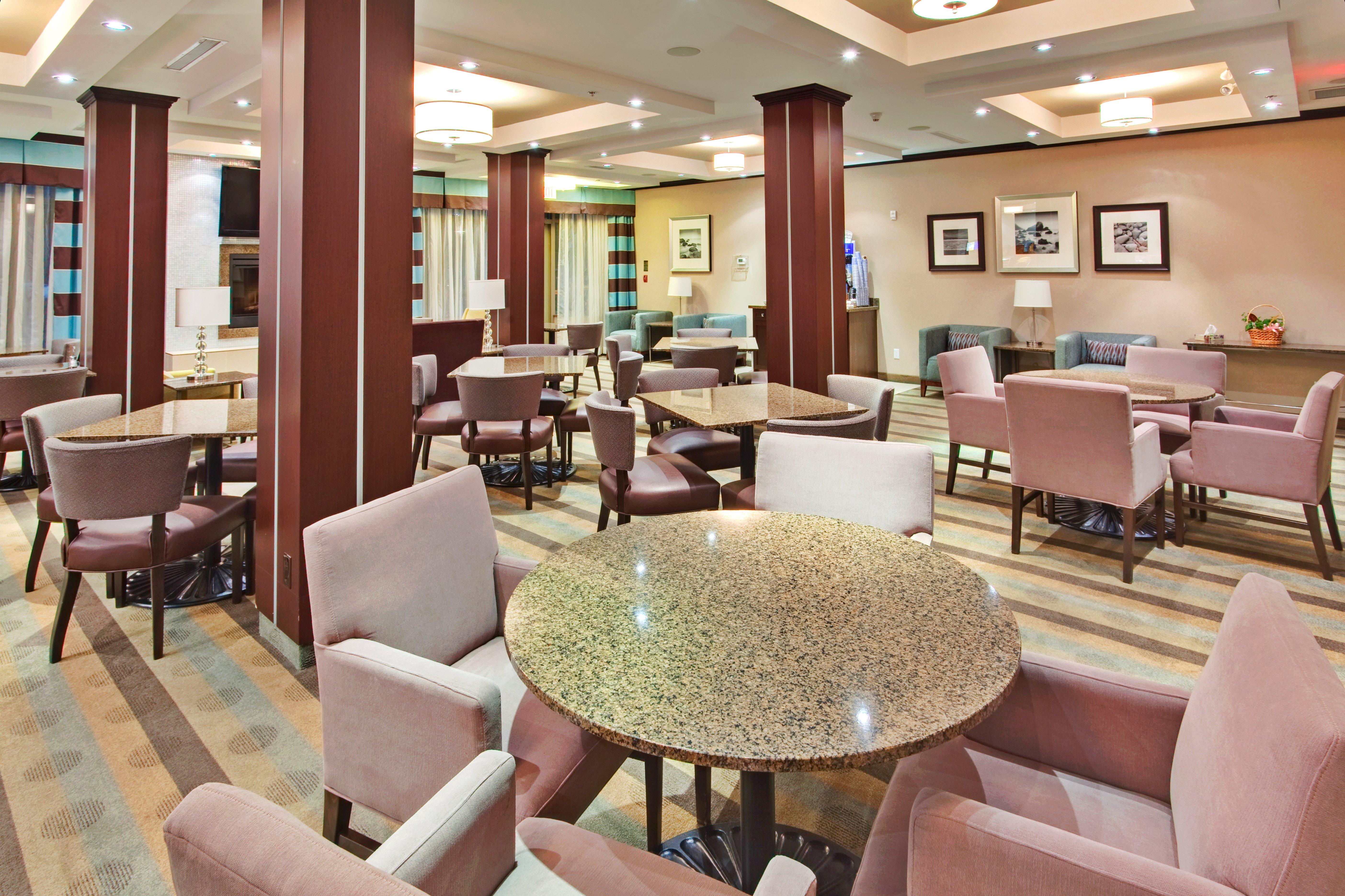 Holiday Inn Express Kingston Central By Ihg Εξωτερικό φωτογραφία