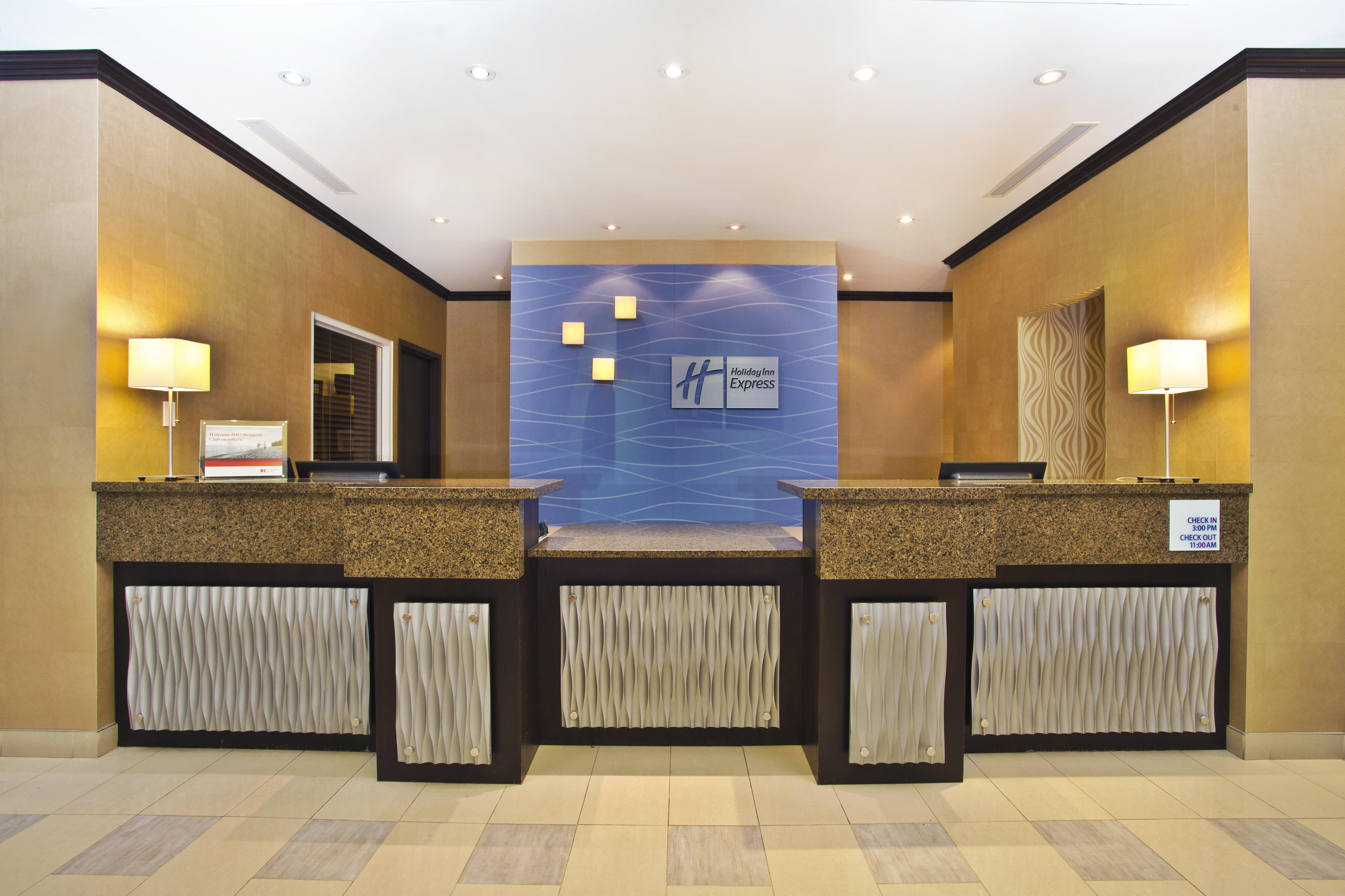 Holiday Inn Express Kingston Central By Ihg Εξωτερικό φωτογραφία