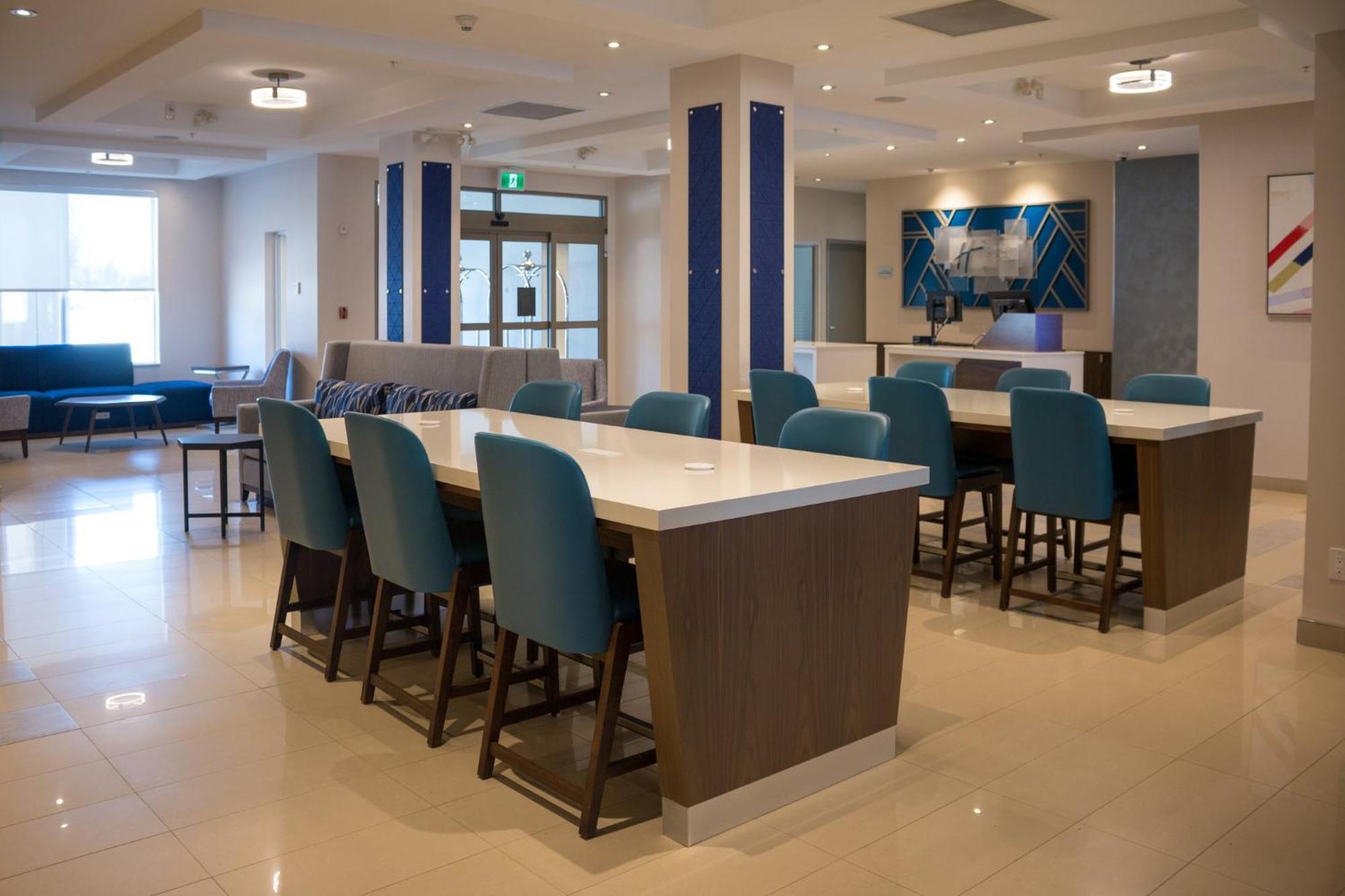 Holiday Inn Express Kingston Central By Ihg Εξωτερικό φωτογραφία