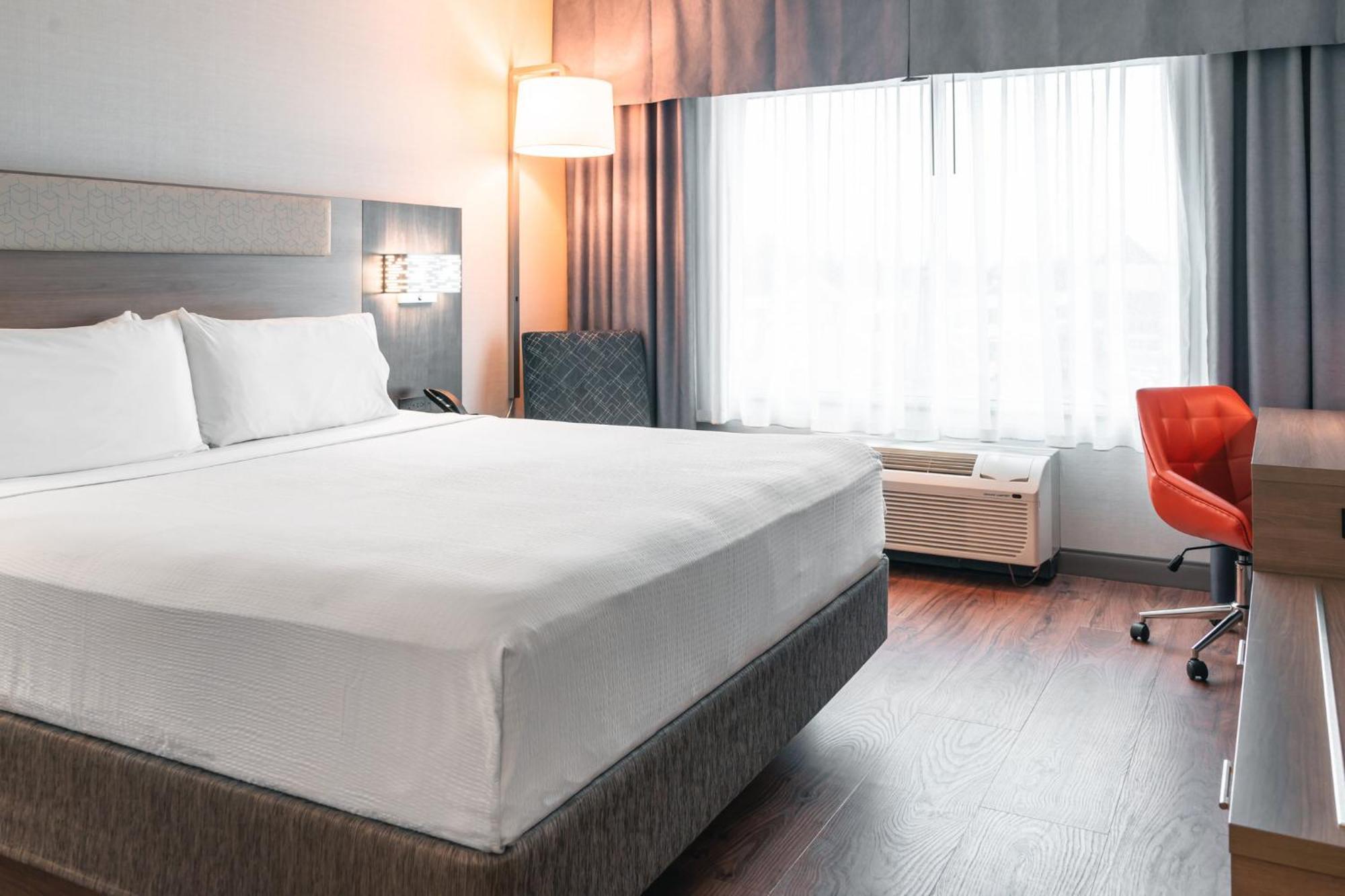 Holiday Inn Express Kingston Central By Ihg Εξωτερικό φωτογραφία